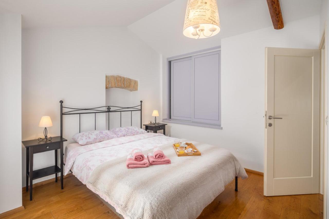 Casa Vita Holiday Home Πόρετς Εξωτερικό φωτογραφία