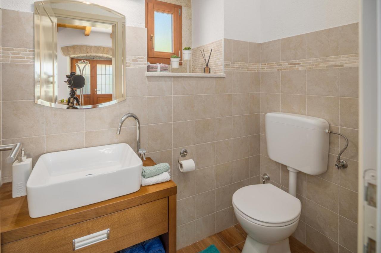 Casa Vita Holiday Home Πόρετς Εξωτερικό φωτογραφία