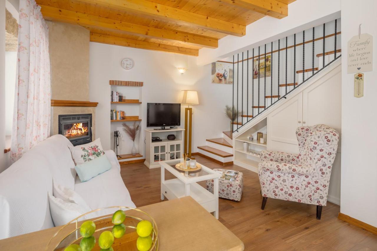 Casa Vita Holiday Home Πόρετς Εξωτερικό φωτογραφία