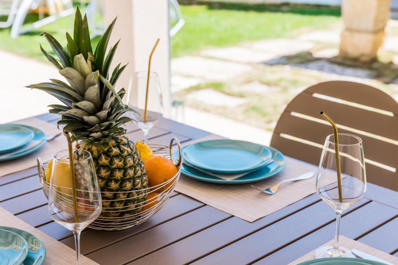 Casa Vita Holiday Home Πόρετς Εξωτερικό φωτογραφία