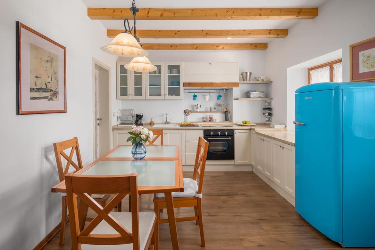 Casa Vita Holiday Home Πόρετς Εξωτερικό φωτογραφία